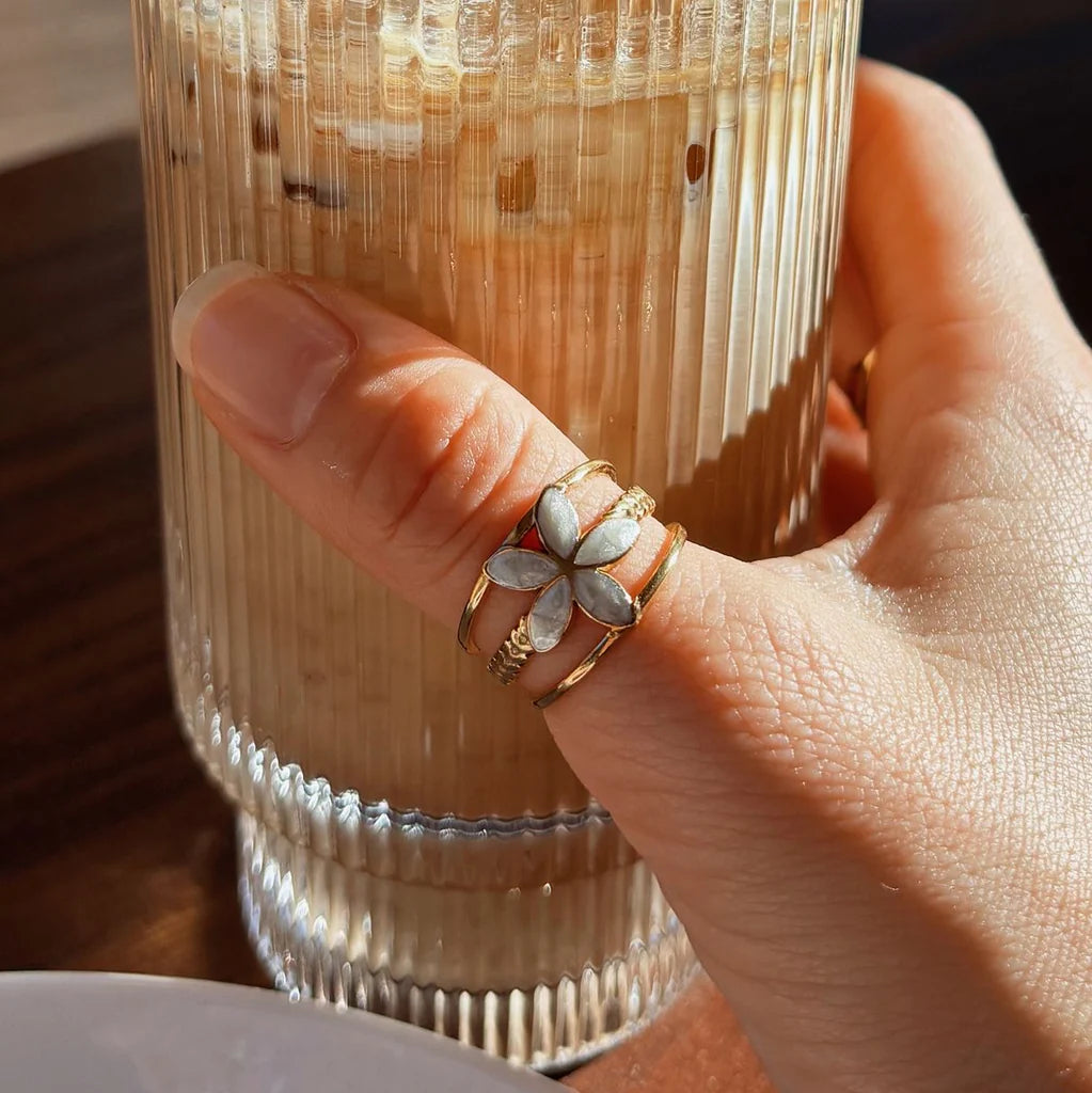 Floral stainless steel and zircone stone ring