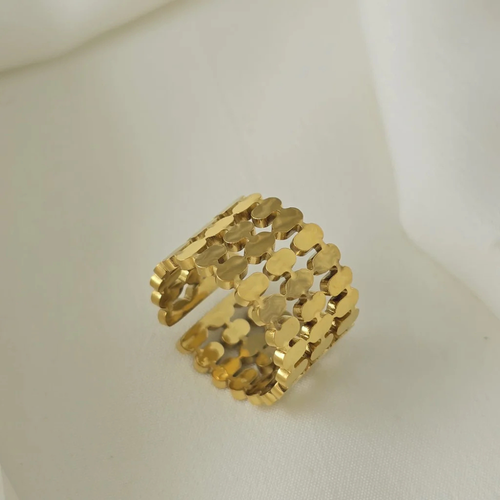 Adjustable stainless steel ring...Super quality with Unique style