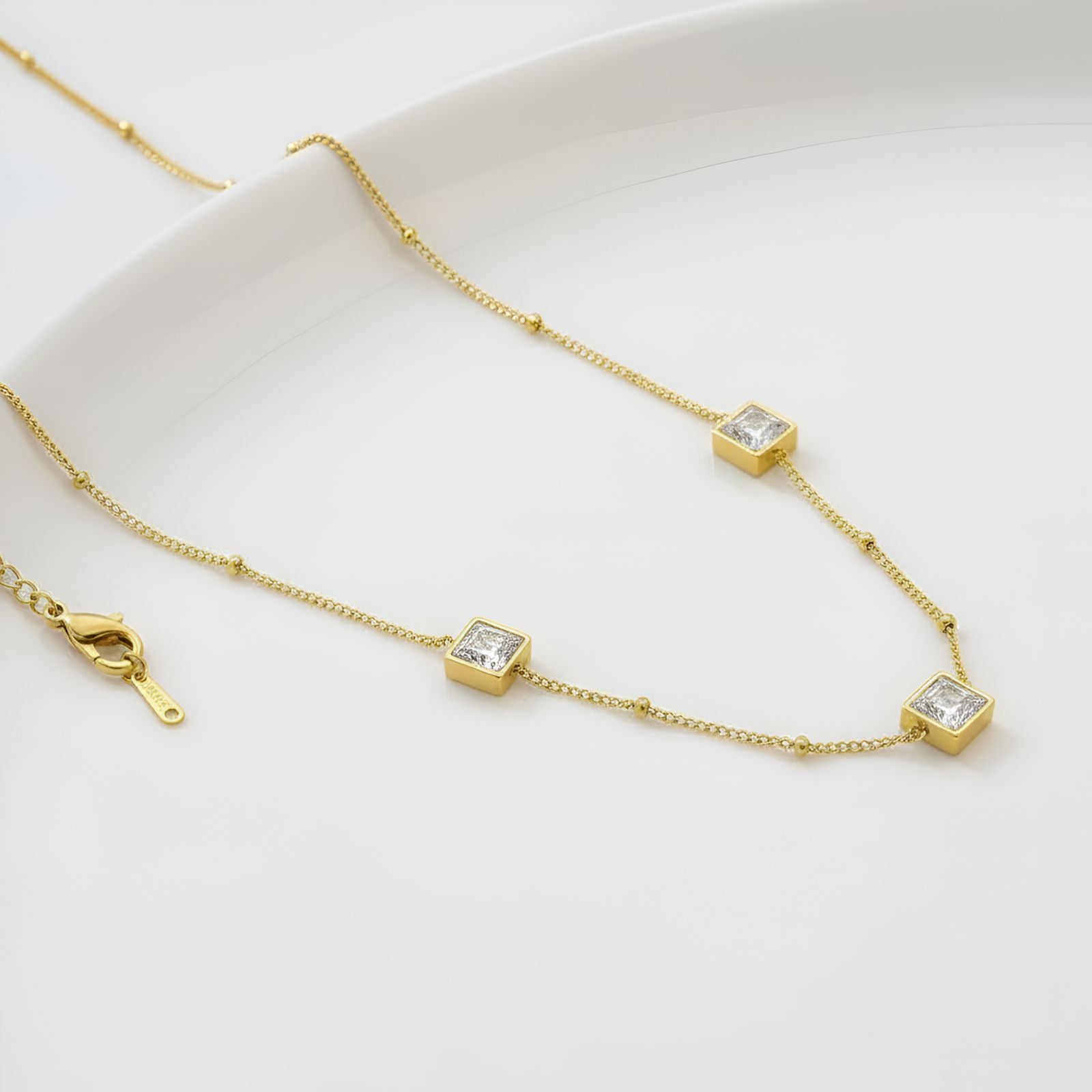 Zircone Stone Bracelet