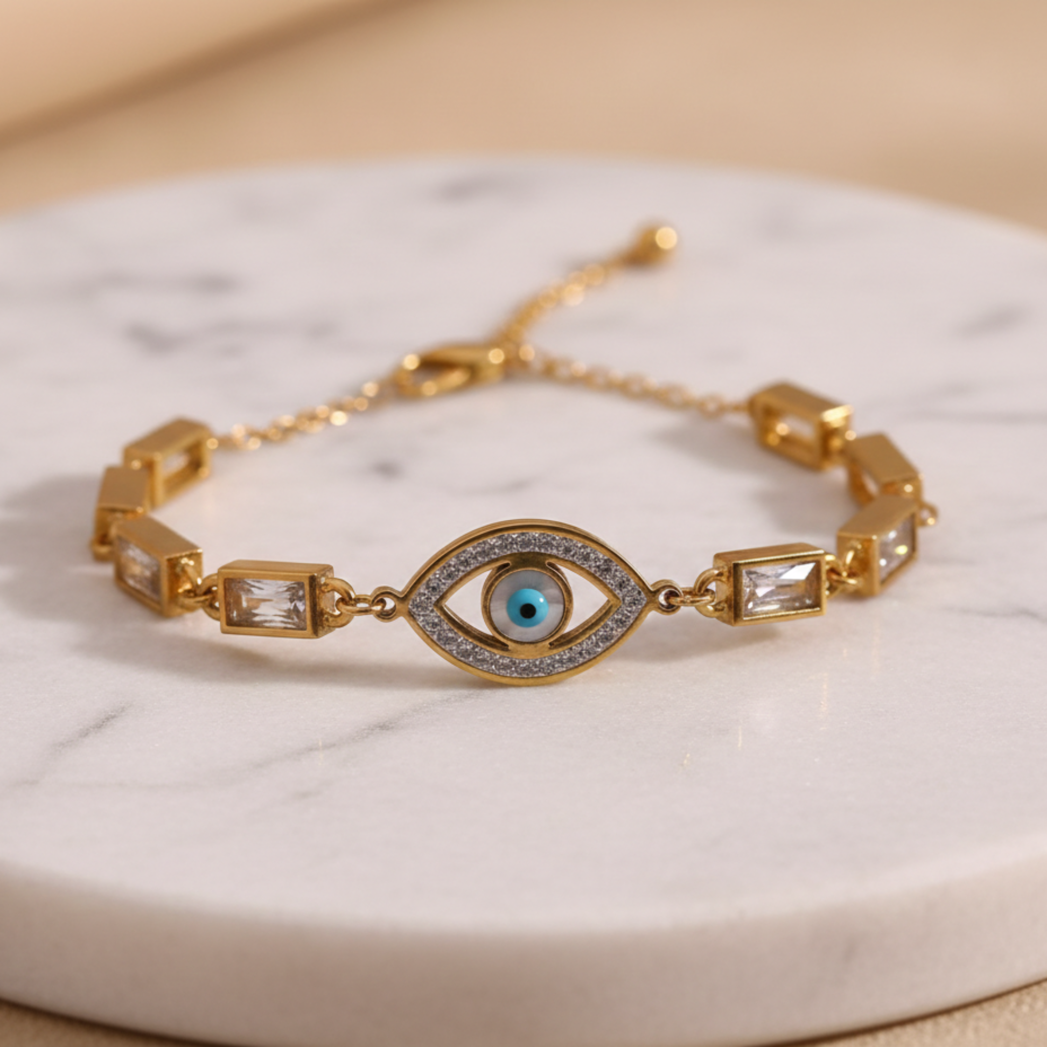Luxury Catching eye Bracelet With stones